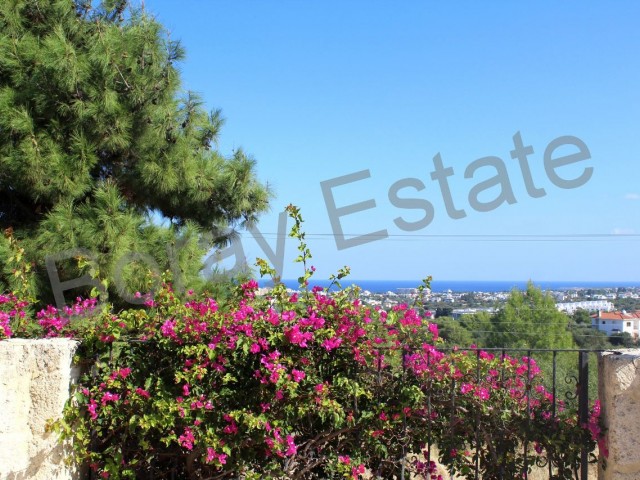  3+1 stone house with pool for rent in Edremit- (annual rental to family)