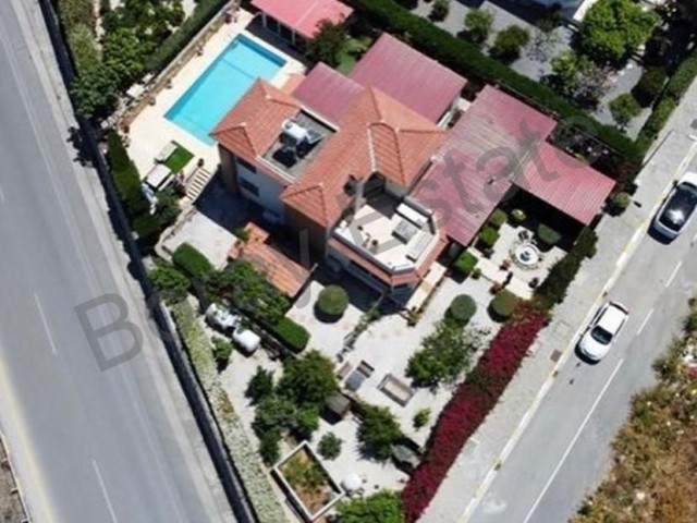 Villa For Sale in Edremit, Kyrenia