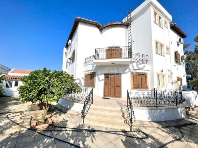 Satılık Villa-Lapta, Girne