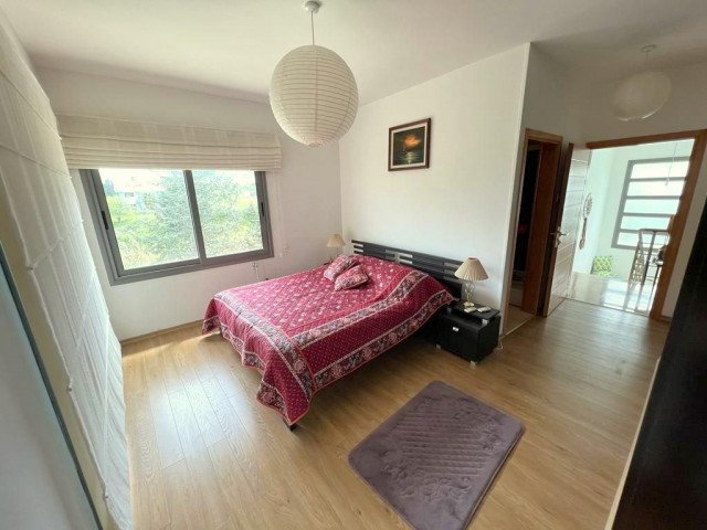 Yeşiltepe bölgesinde 3+1 havuzlu villa