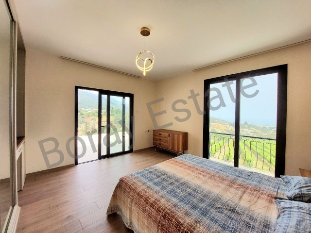 BRANDNEUE, LUXURIÖSE 4+1-VILLA ZUM VERKAUF IN KYRENIA, REGION ALSANCAK, MIT BLICK AUF DEN ESCAPE-STRAND.