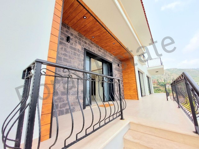 BRAND NEW LUXURY 4+1  VILLA FOR SALE IN GIRNE IN THE REGION OF ALSANCAK OPPOSITE ESCAPE BEACH. BRAND NEW LUXURY 4+1  VILLA FOR SALE IN GIRNE ILGAZ IN THE REGION OF ALSANCAK OPPOSITE ESCAPE BEACH. 