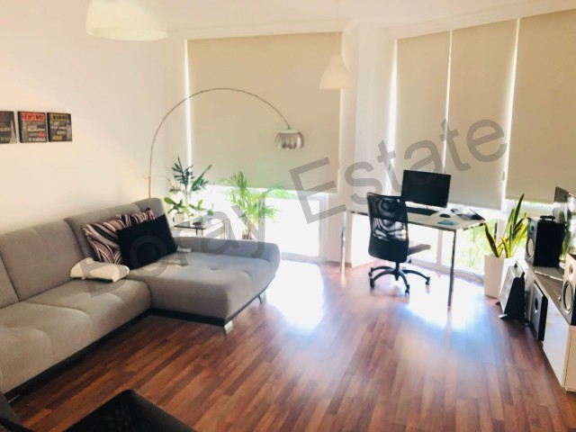 2+1 Spacious Flat in the Center of Kyrenia in a Complex with Pool