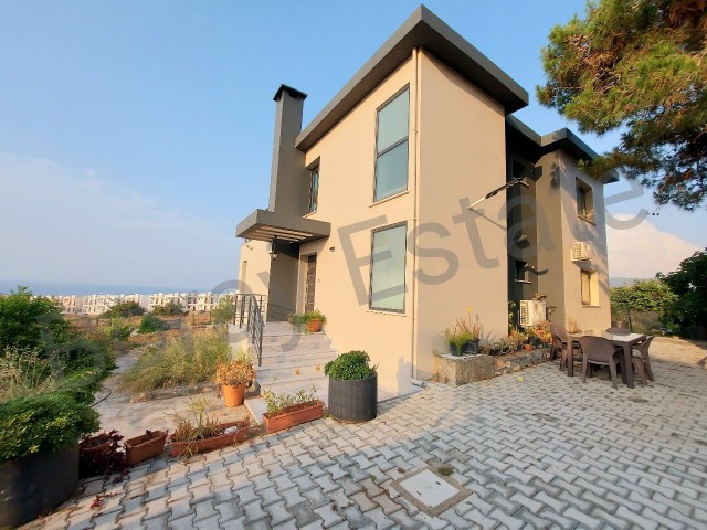 Ultra luxury 4 bedroom Villa For Sale in Kyrenia esentepe very close to the sea, VAT paid. 