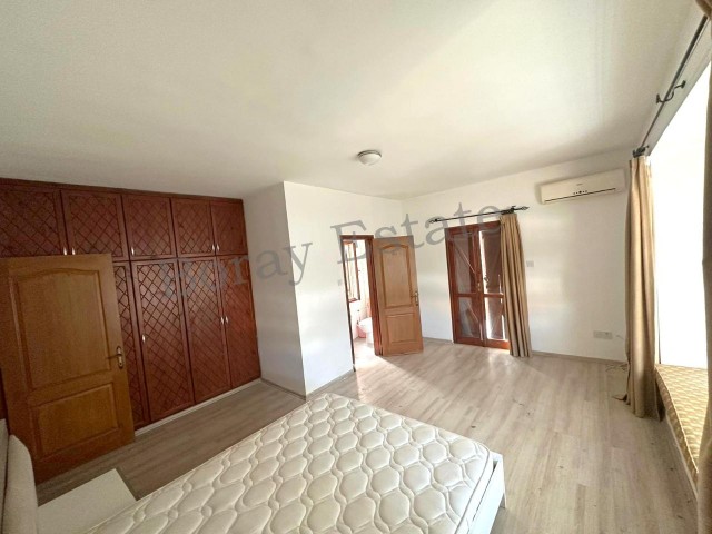 Girne nin incisi Bellapais bölgesinde  3+1 müstalik villa