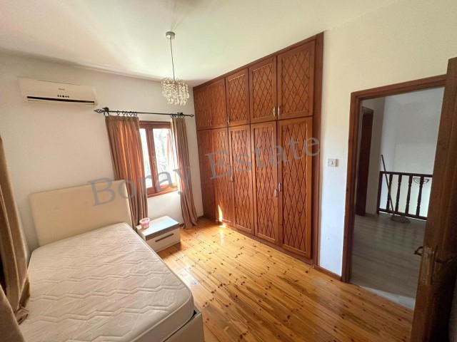 Girne nin incisi Bellapais bölgesinde  3+1 müstalik villa