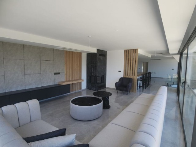 4+2 Triplex Luxury Villa with Pool in Girne Arapköy Area  Within 2 acres of land, 450 m2 indoor usage area