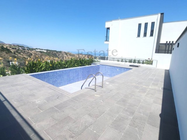 4+2 Triplex Luxury Villa with Pool in Girne Arapköy Area  Within 2 acres of land, 450 m2 indoor usage area