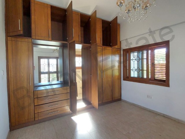 3+1 detached villa for sale in Girne Karsiyaka area