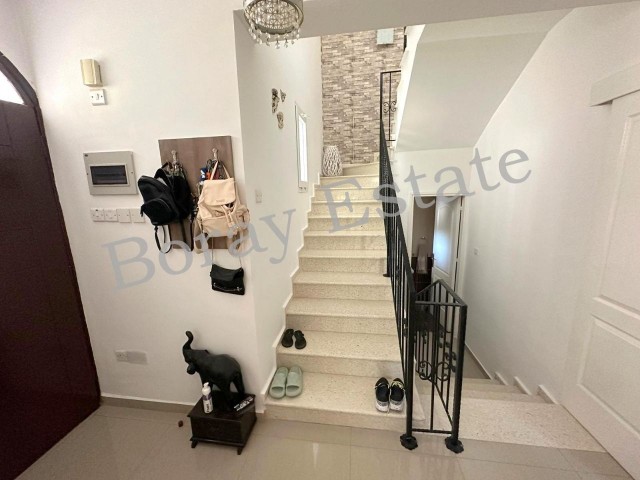 3+1 180m2 semi-detached villa for sale in Kyrenia Bosphorus region