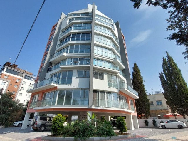 Girne merkezde 2 yatak odalı full eşyalı daire 