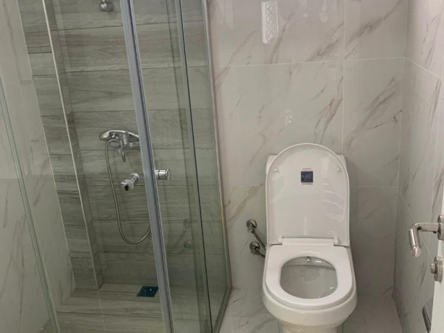 Girne merkezde 2 yatak odalı full eşyalı daire 