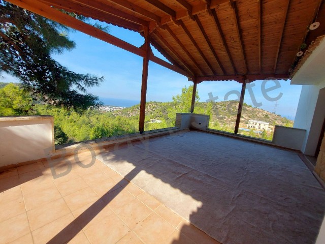 🏘🏠Girne Alsancak 3+1 freistehende Villa mit Meer- und Bergblick zum Verkauf auf einem 1100 m² großen Grundstück zu einem erschwinglichen Preis.
