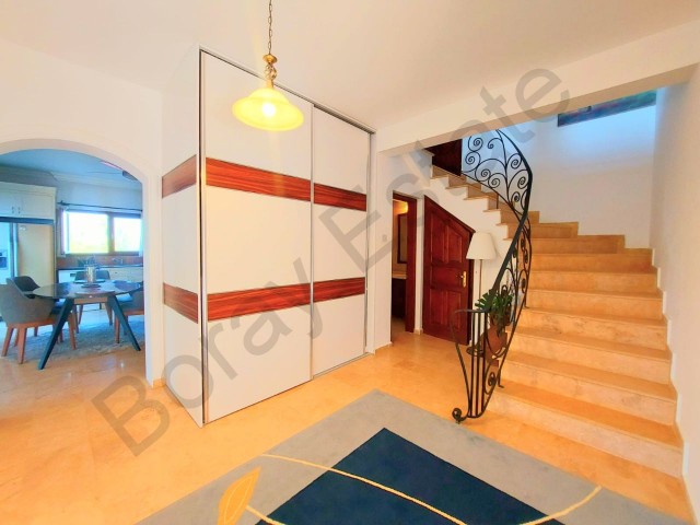 +1 villa with sea and mountain views for sale on a 1100 m² land in Kyrenia Alsancak - Malatya region 
