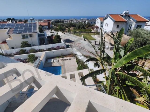 Girne /Alsancak bölgesinde mustakil satılık villa