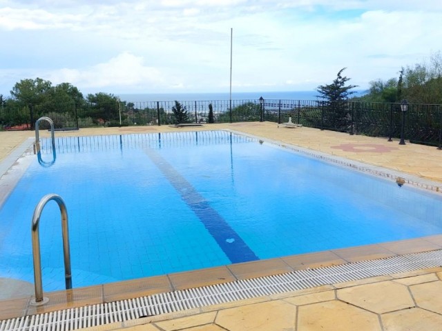 Villa mit 4 Schlafzimmern und Pool in der Gegend von Doğanköy Ciglos, 1 Dekar, 1 Evlek, auf 1475 Quadratmetern Grundstück (1810 m2) mit Berg- und Meerblick