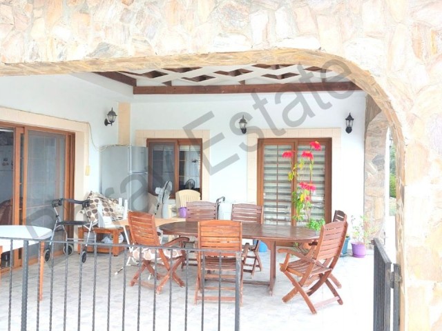 4 bedroom villa for sale in Doğanköy Ciglos area  1810 m2 land area  Mountain and sea view