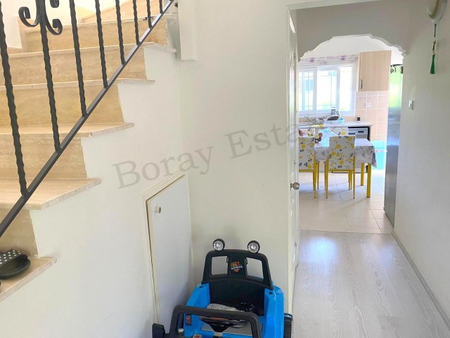 Alsancak Bölgesinde 3+1 Satılık İkiz Villa