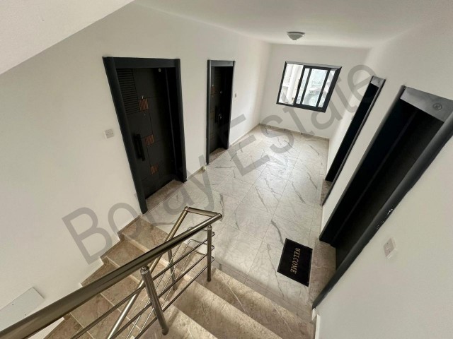 12 آپارتمان 2+1 در آلسانجاک - منطقه لاپتا با قیمت های شروع از 115000 پوند