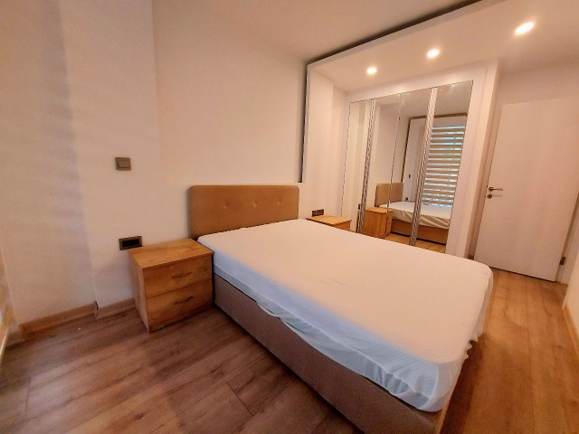 ULTRA-LUXUS-2+1-WOHNUNG ZUM VERKAUF IN EINEM LUXUS-ANLAGE IM KYRENIA-ZENTRUM.