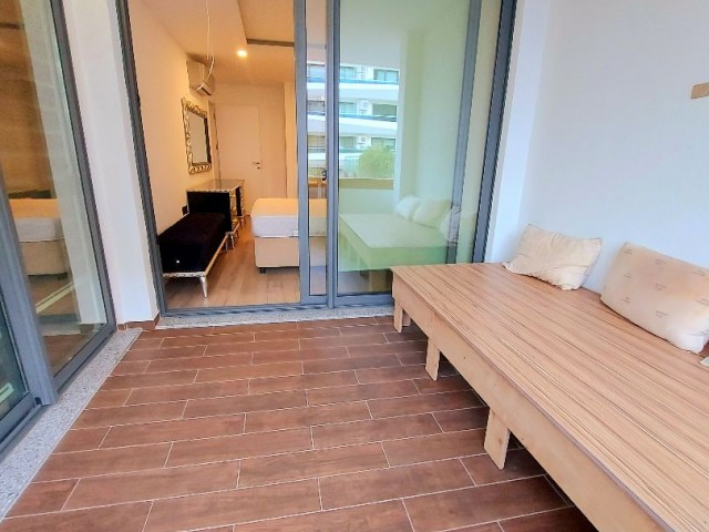 LUXURY AND LARGE 2+1 APARTMENT WITH FOR RENT IN CENTRAL KYRENIA (GIRNE) CLOSE TO ALL AMENITIES. 