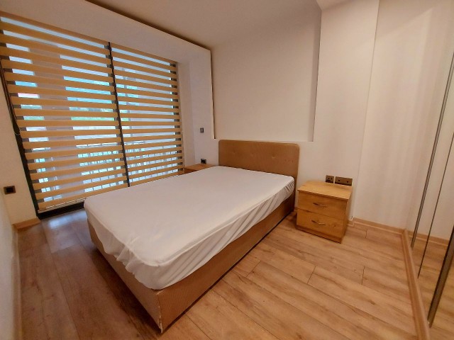 ULTRA-LUXUS-2+1-WOHNUNG ZUM VERKAUF IN EINEM LUXUS-ANLAGE IM KYRENIA-ZENTRUM.