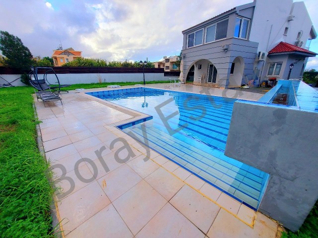 Luxury 3+1 villa for sale in alsancak Kyrenia,  very close to the sea , main road and all amenities 