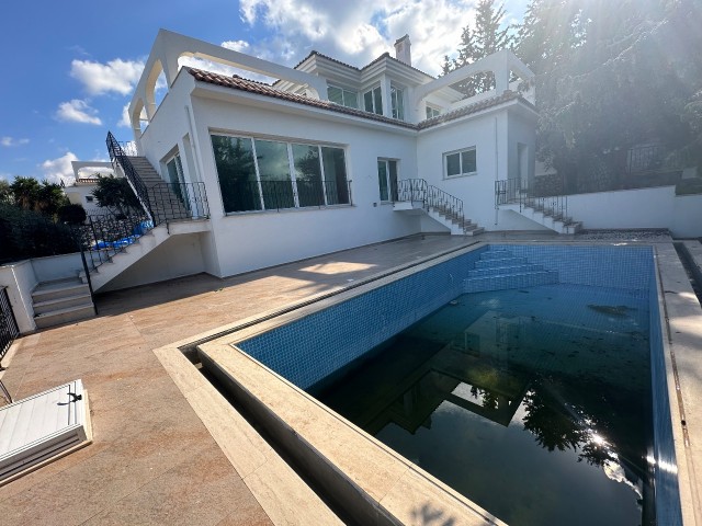 4+1 luxury villa for sale in Kyrenia Ozanköy region  £489,000-… Turkish title deed