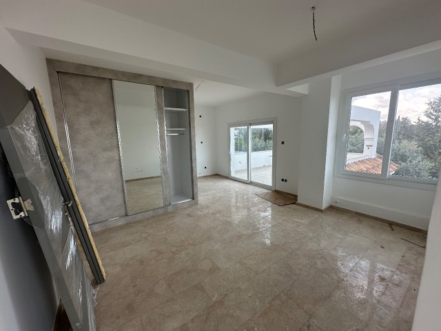 4+1 luxury villa for sale in Kyrenia Ozanköy region  £489,000-… Turkish title deed