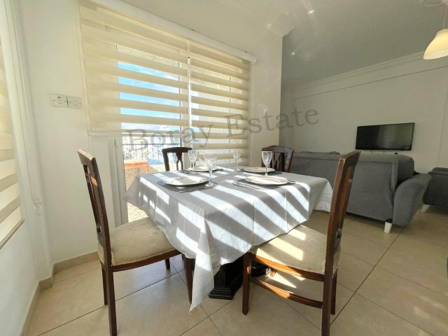 3+1 flat with 140m2 closed area in Kyrenia center