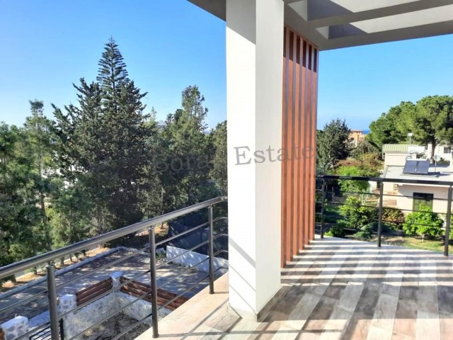 3+1 Triplex Villas for Sale in Kyrenia Karaoğlanoğlu Region