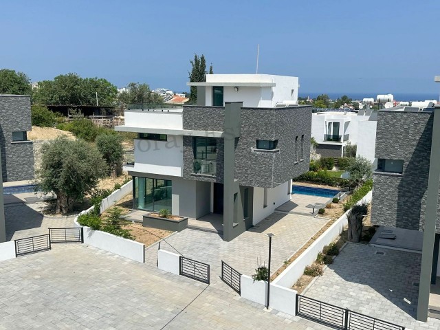 3+1 Luxury Villas with Pool in Kyrenia Ozanköy
