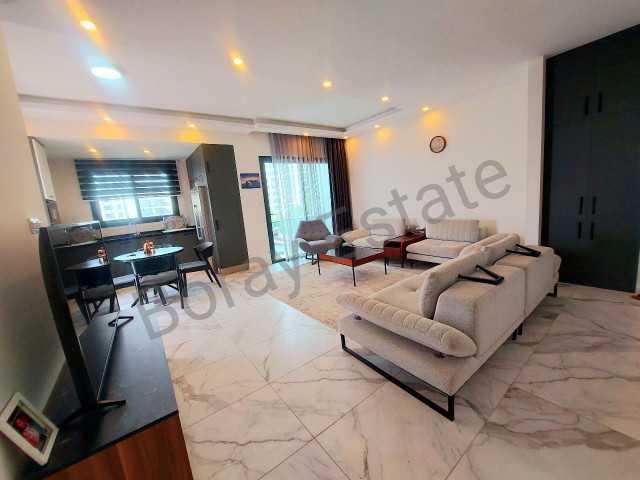 GELEGENHEIT 2+1 PENTHOUSE-WOHNUNG ZUM VERKAUF IN KYRENIA CENTRAL AVANGARD