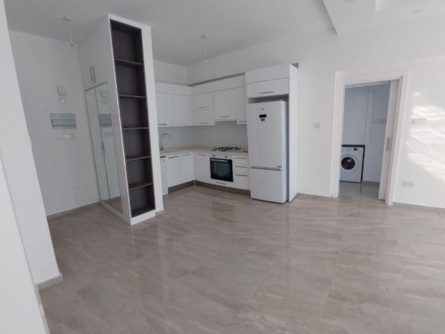 2+1 neue Wohnung zur Miete im Zentrum von Nikosia