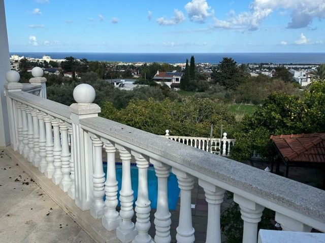 Ozanköy 3+2 Villa mit Meer- und Bergblick