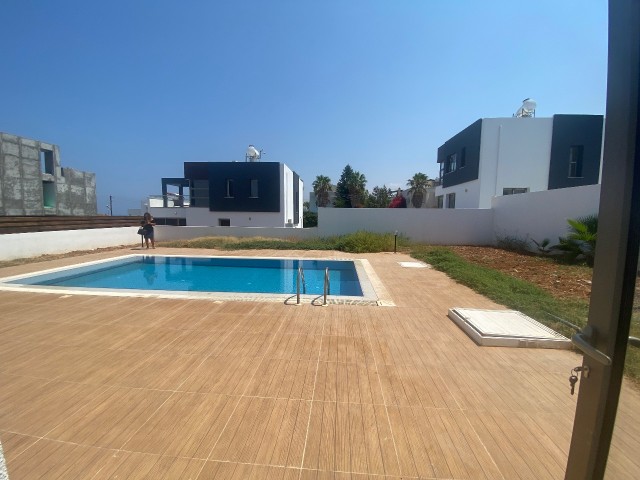 Villa for Rent within Walking Distance to the Sea ** 