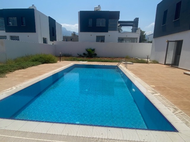 Villa for Rent within Walking Distance to the Sea ** 