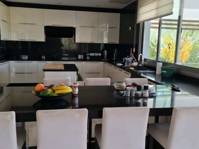 5+2 Villa For Sale In Kyrenia Alagadi