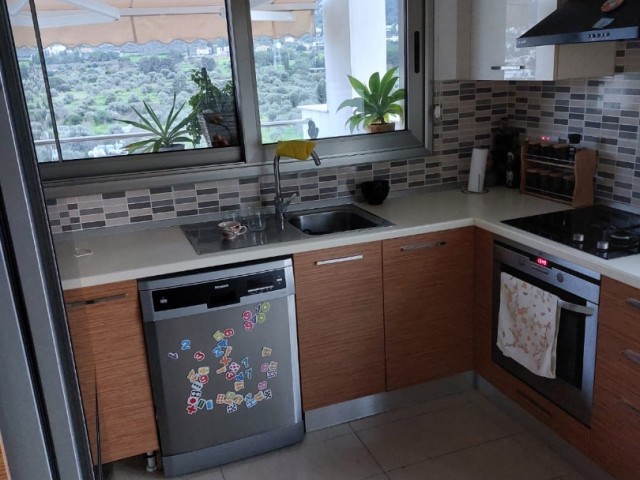 Penthouse For Sale in Girne Merkez, Kyrenia