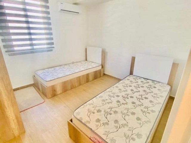 Zu verkaufen 2+1 Wohnung in Kyrenia Zentrum