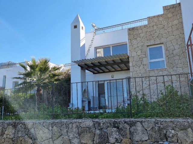 Girne Karşıyaka'da Satılık Villa