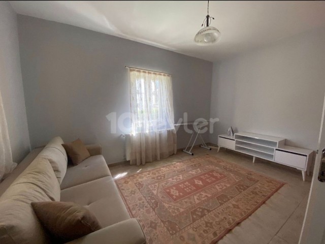 Girne Alsancak'ta Satılık 4+1 Villa