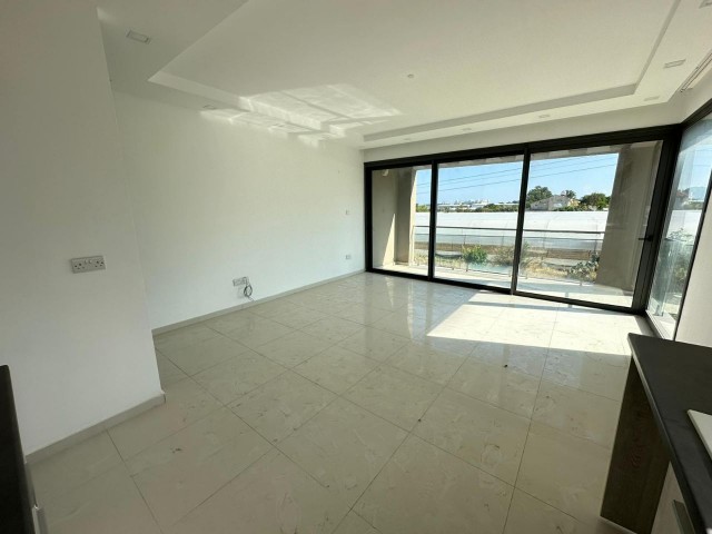 2+1 Penthouse zum Verkauf in Alsancak, Kyrenia