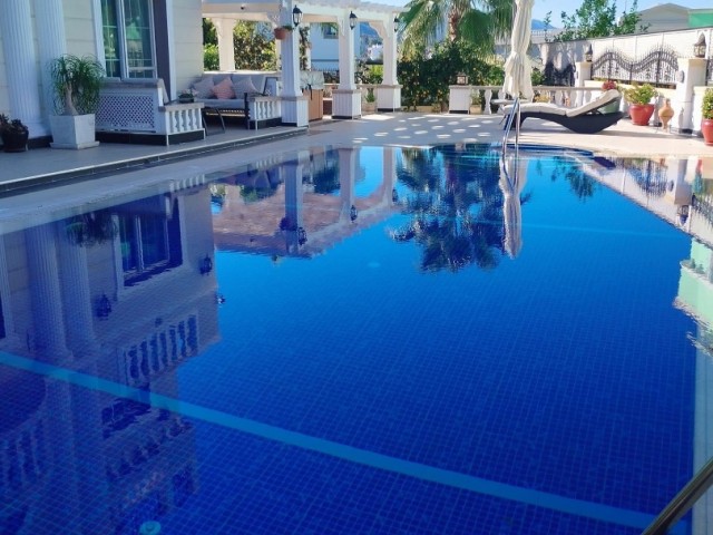 3+1 Villa zum Verkauf in Kyrenia Çatalköy