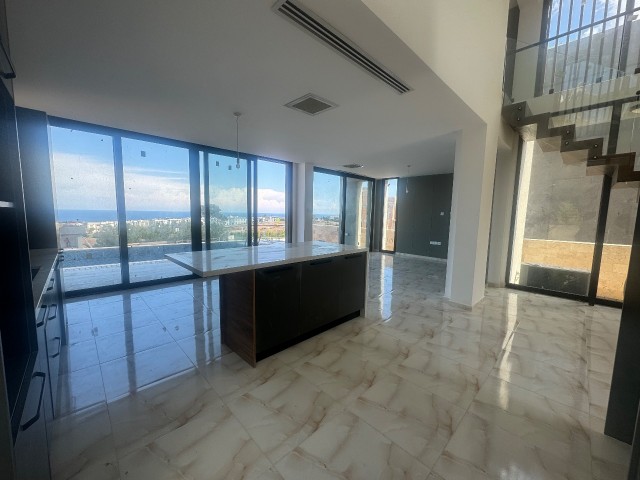 Villa For Sale in Yeşiltepe, Kyrenia