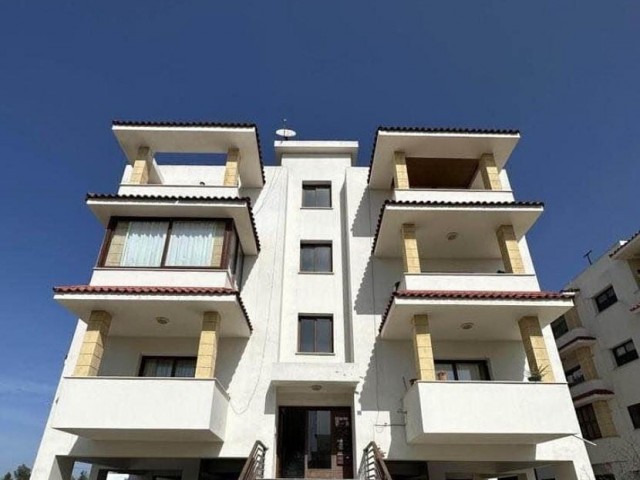 3-Zimmer-Wohnung ZU VERKAUFEN in der Region Nikosia-Marmara