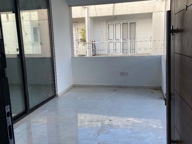 Bogazda satılık iki katlı 2+1 apt (üst kat)