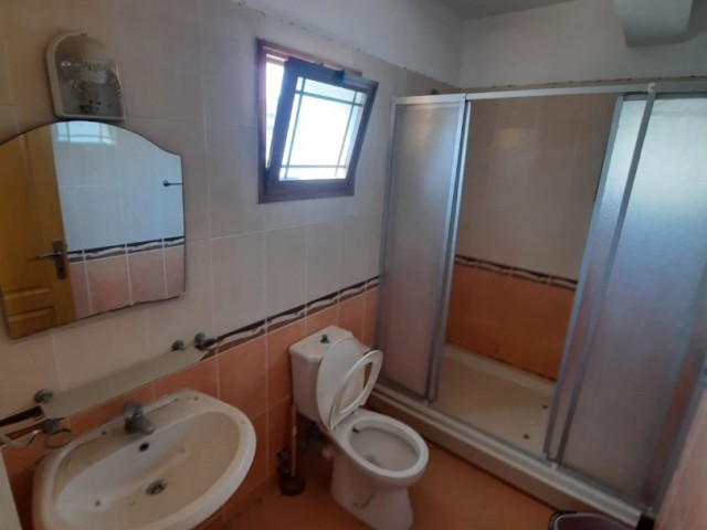 3+1 flat for sale in Nicosia Dumlupinar