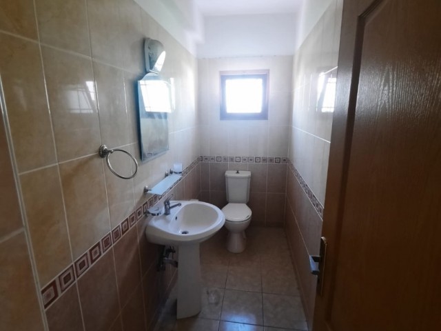 3+1 flat for sale in Nicosia Dumlupinar