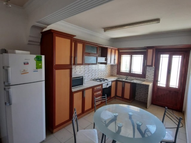 3+1 flat for sale in Nicosia Dumlupinar